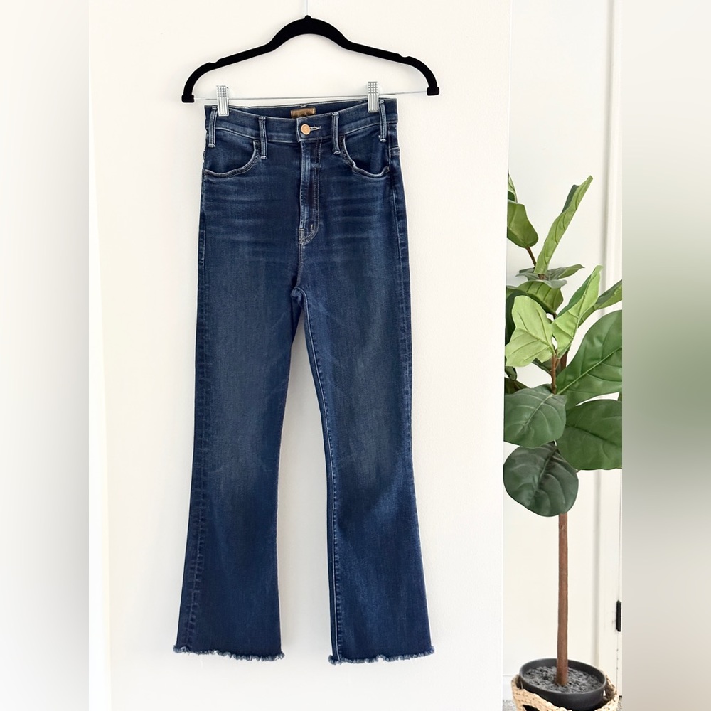 MOTHER Denim Hustler Ankle Fray • Size 25